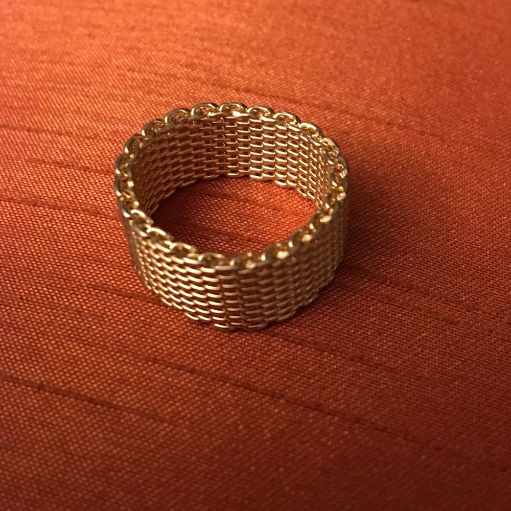 Gold Color Ring - Picture 4 of 6